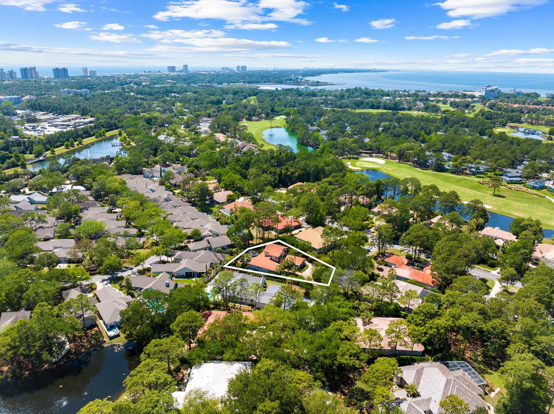 BAYTOWNE AVE EAST - Residential