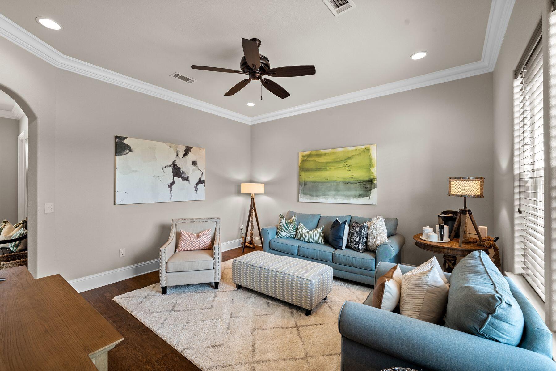BAYTOWNE AVE EAST - Residential
