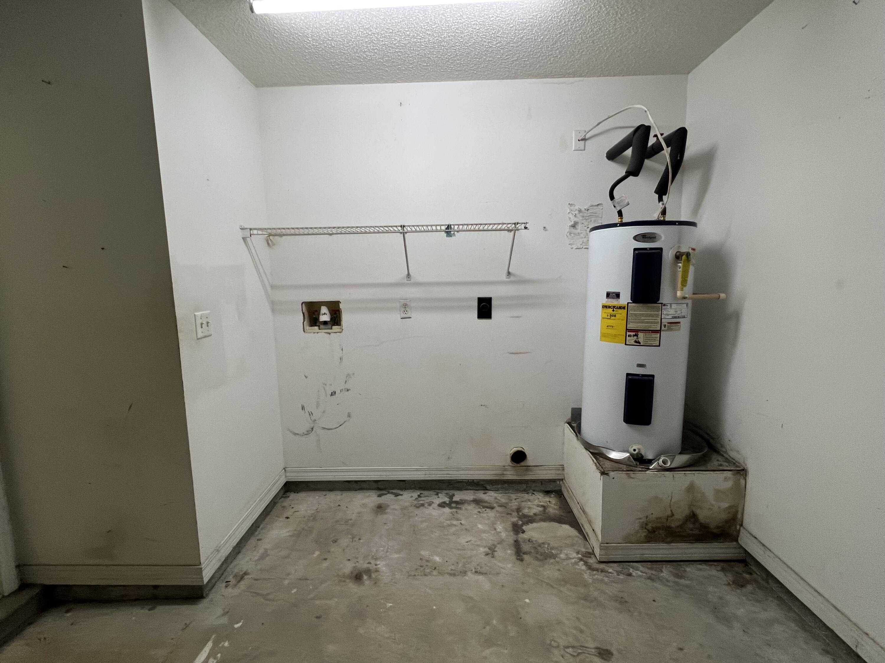 MICHAEL GLENN ESTATES - Residential