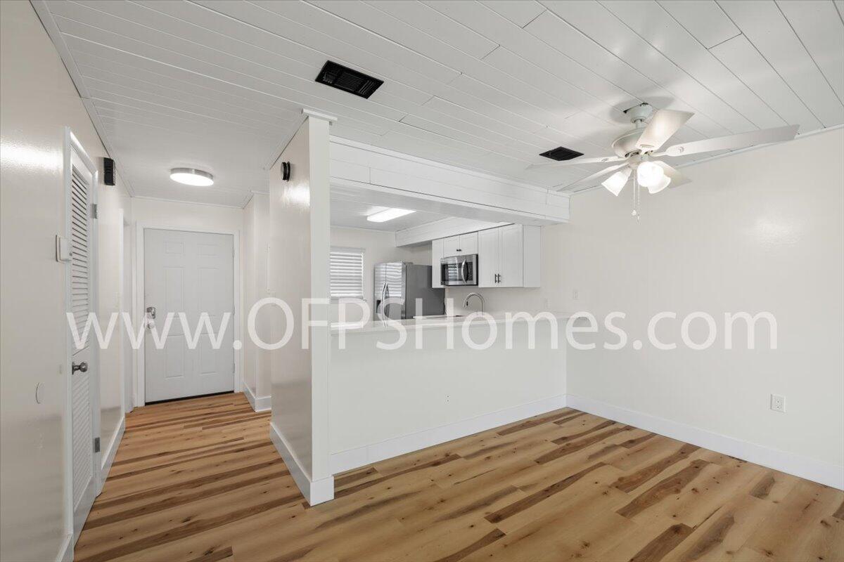 SUMMERHOUSE T/H - Residential Lease