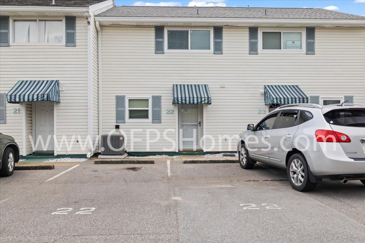 SUMMERHOUSE T/H - Residential Lease