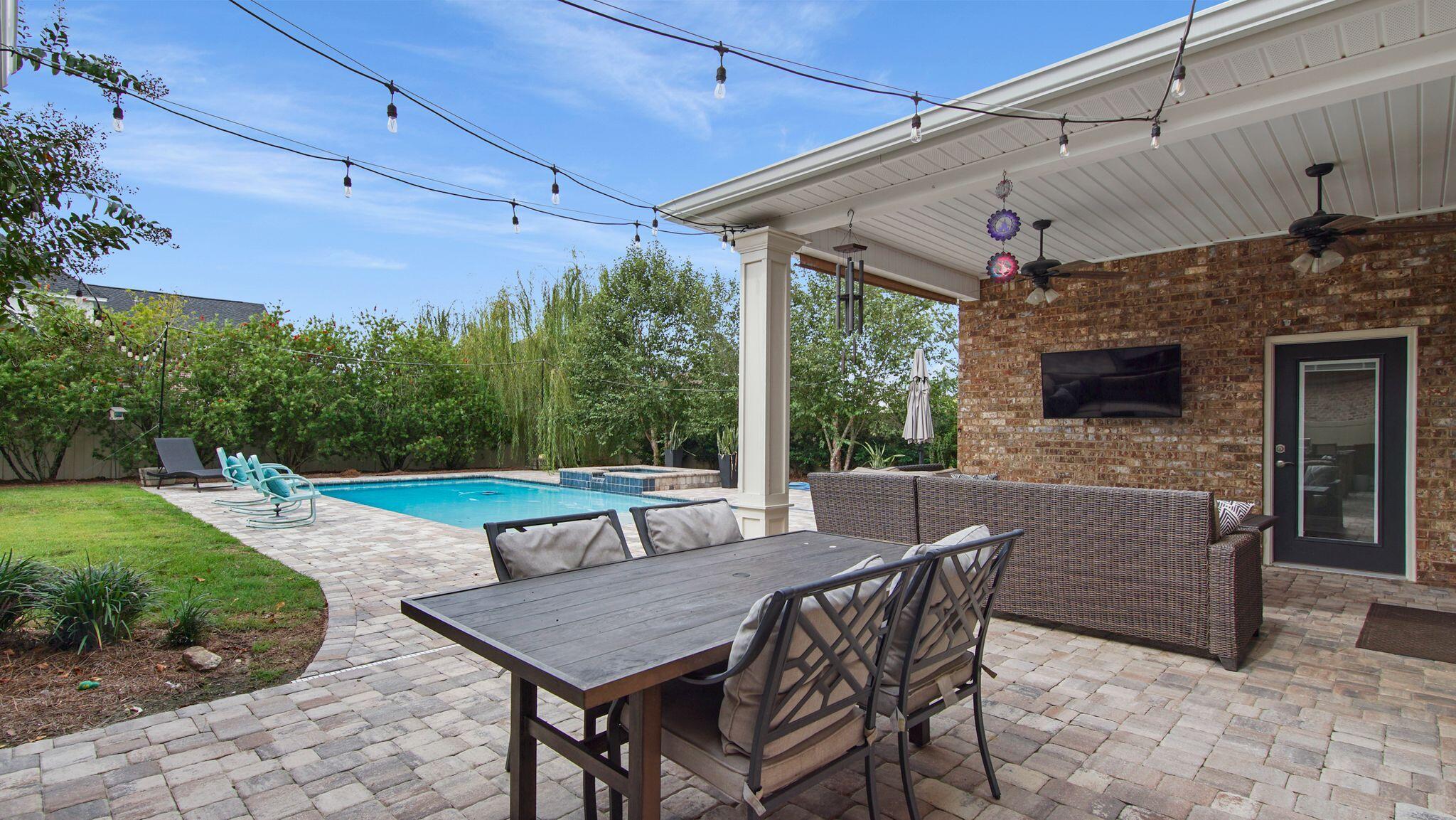 Hawks Landing - Residential