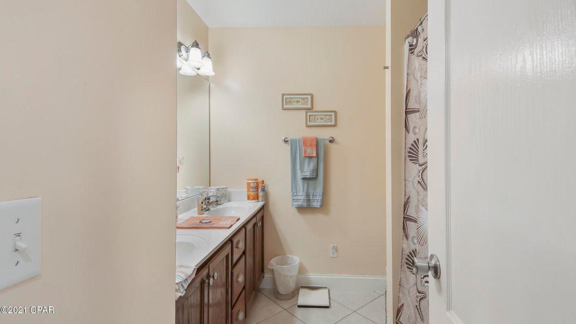 OAKCREST - Residential