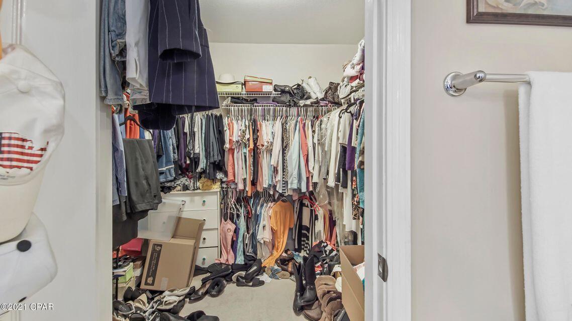 OAKCREST - Residential