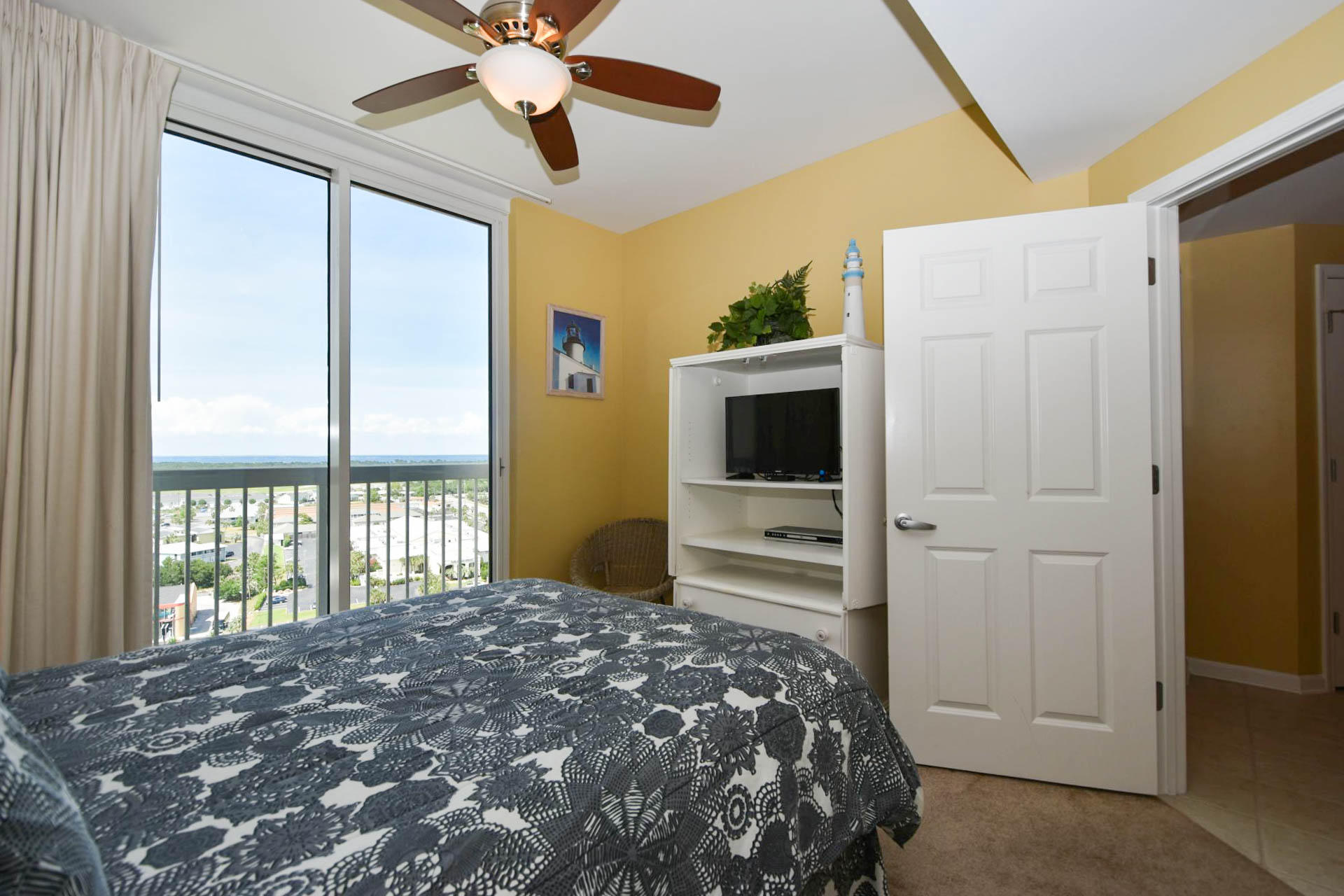 SILVER BEACH TOWERS WEST - Residential