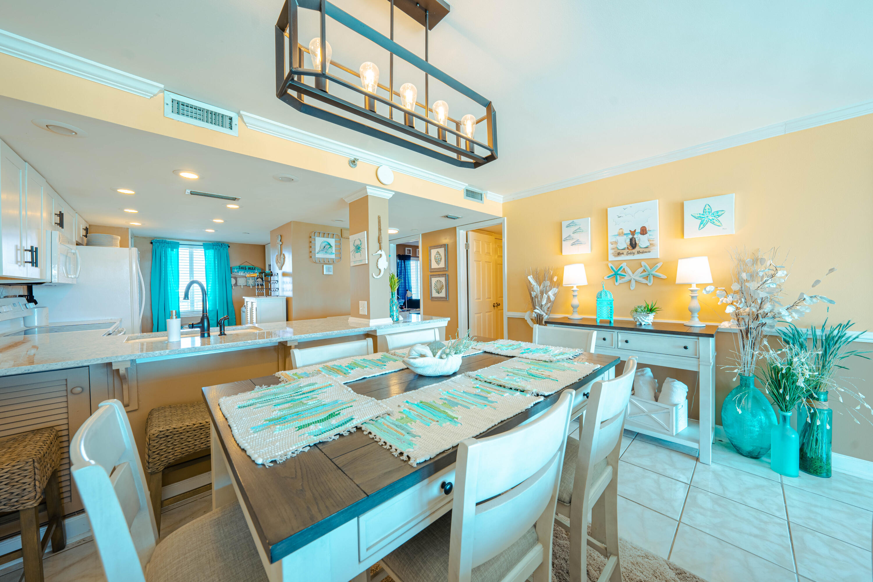 The commodore - Residential