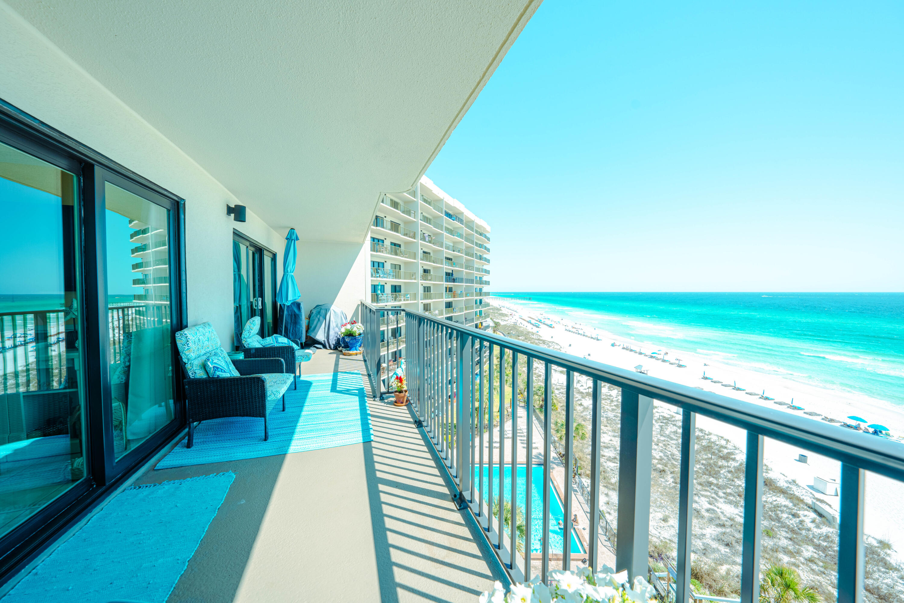 The commodore - Residential