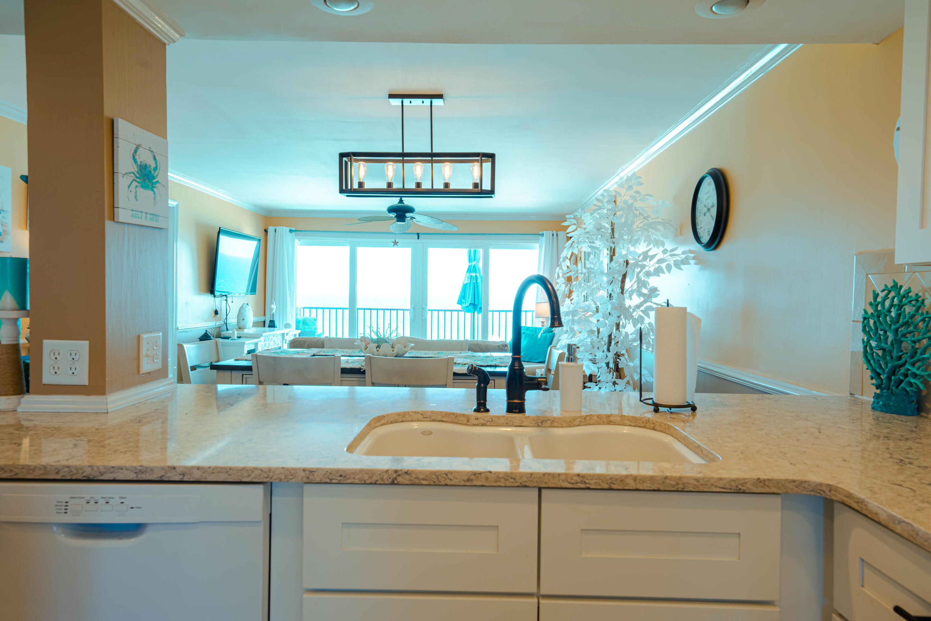 The commodore - Residential