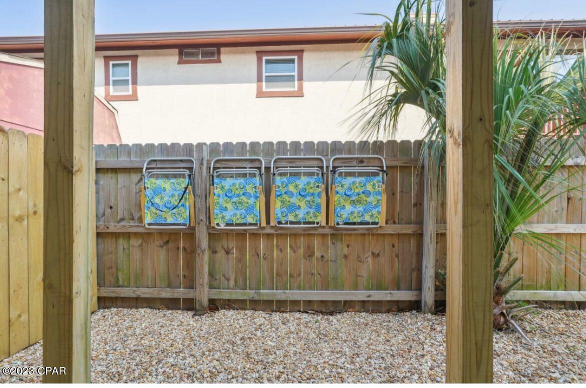 SILVER SANDS UNIT 1 - Residential