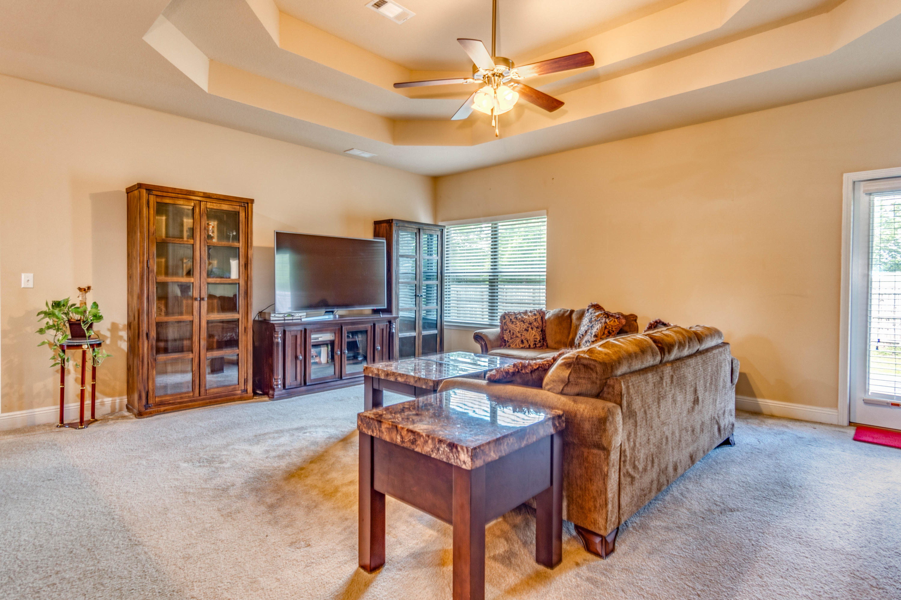 AUTUMN WOODS - Residential