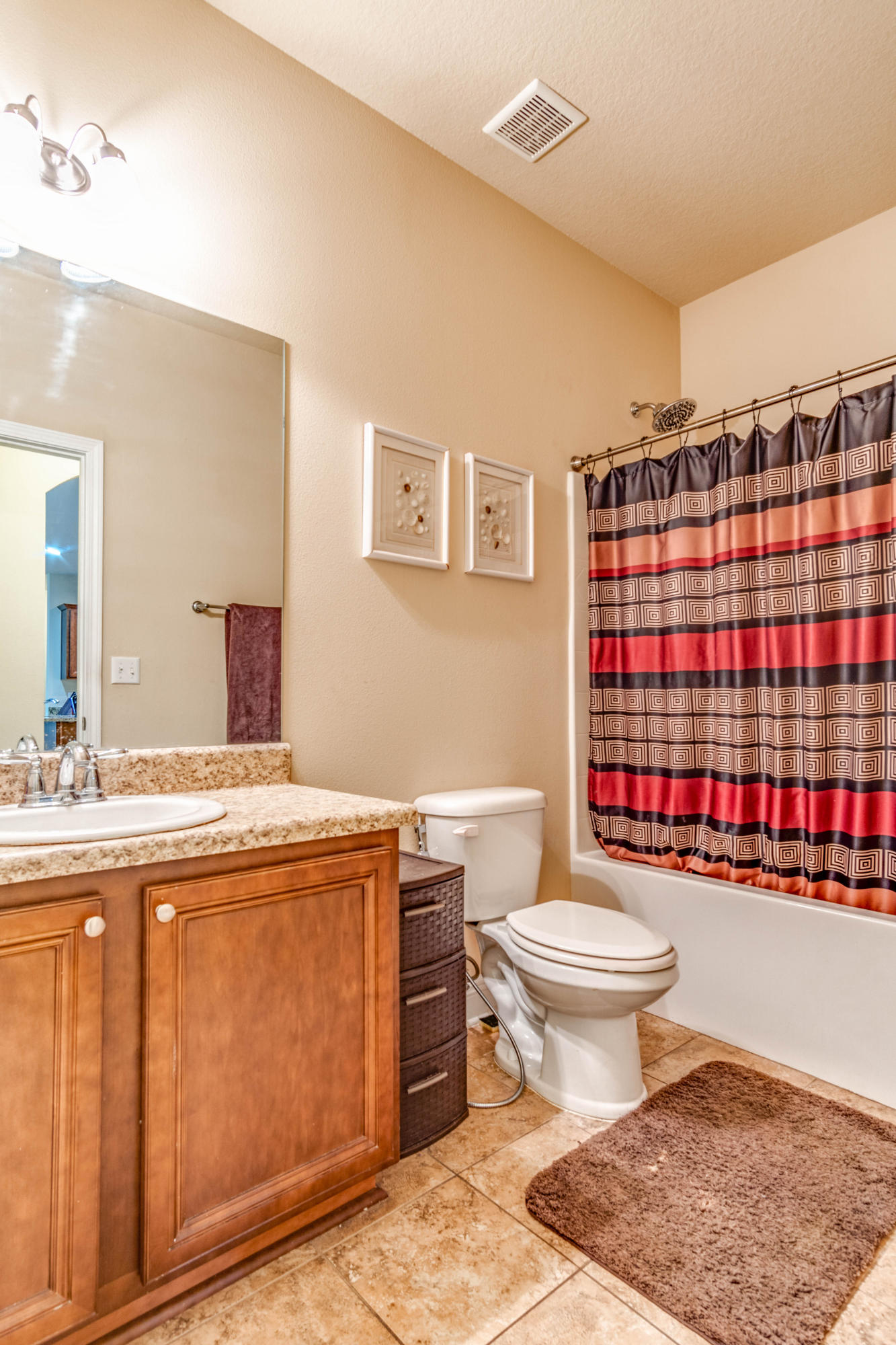 AUTUMN WOODS - Residential