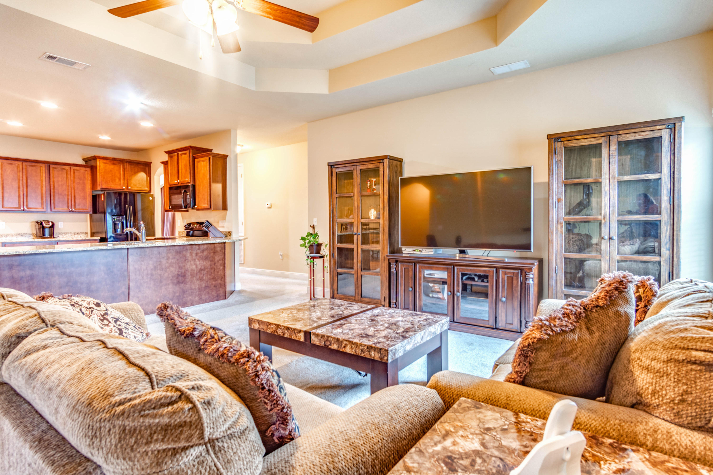 AUTUMN WOODS - Residential