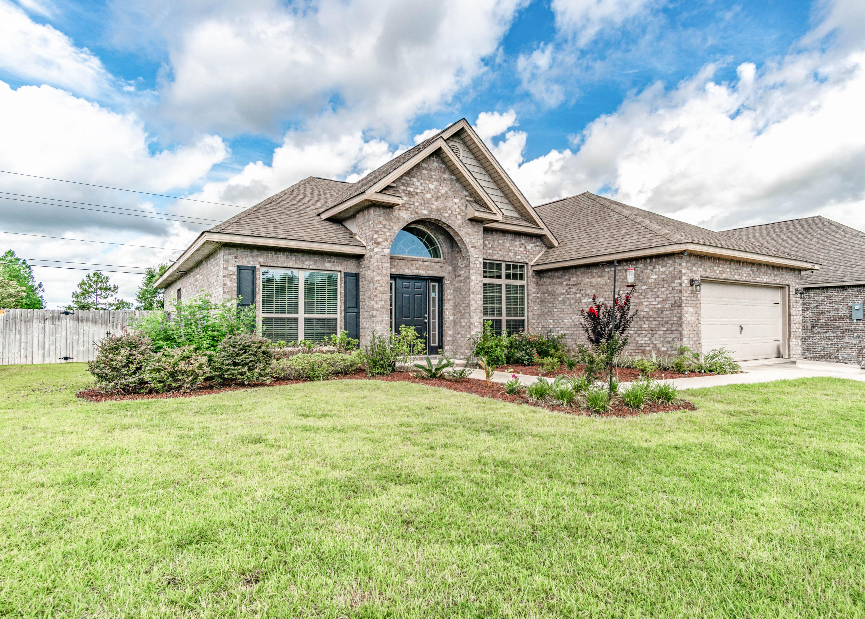 AUTUMN WOODS - Residential