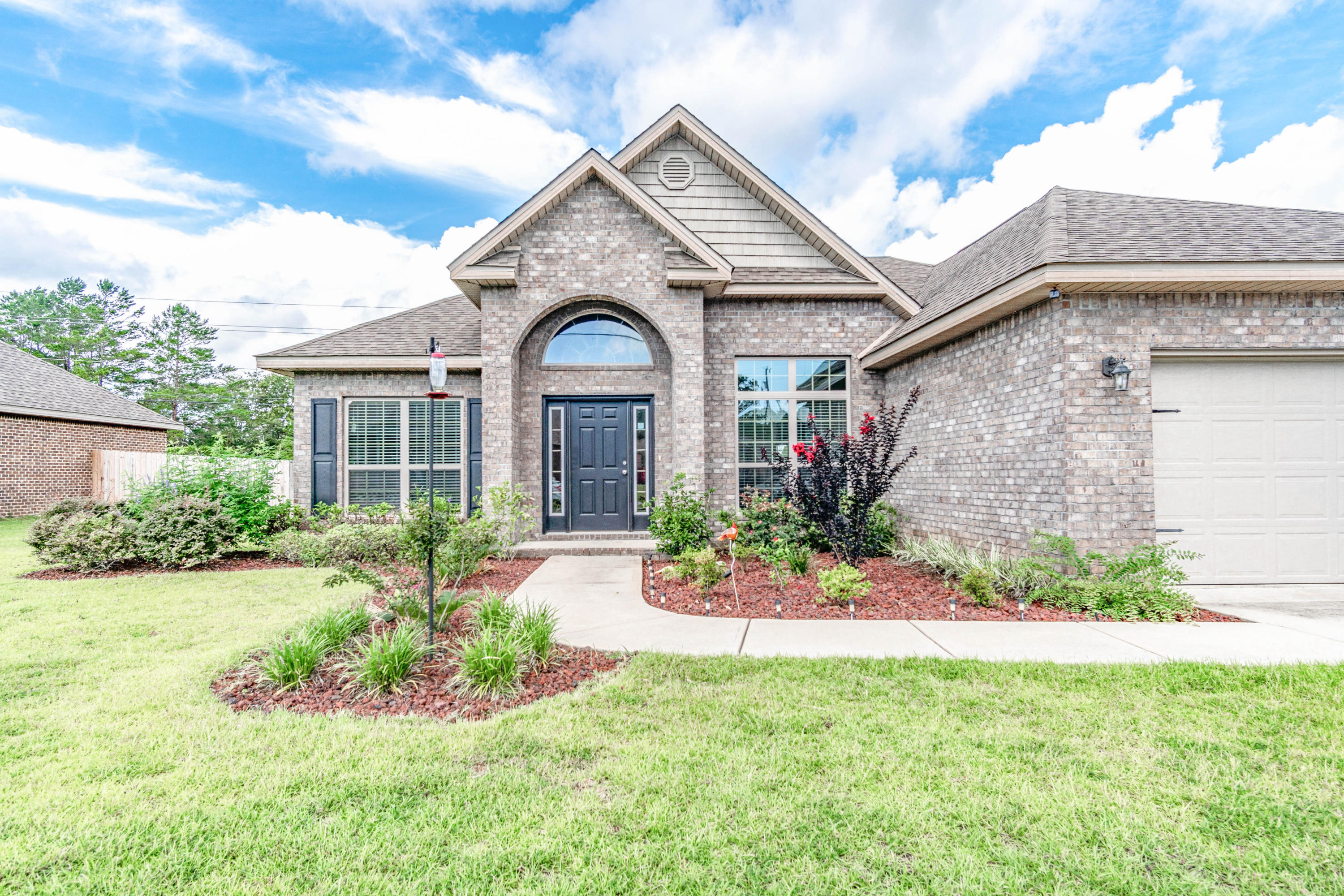 AUTUMN WOODS - Residential