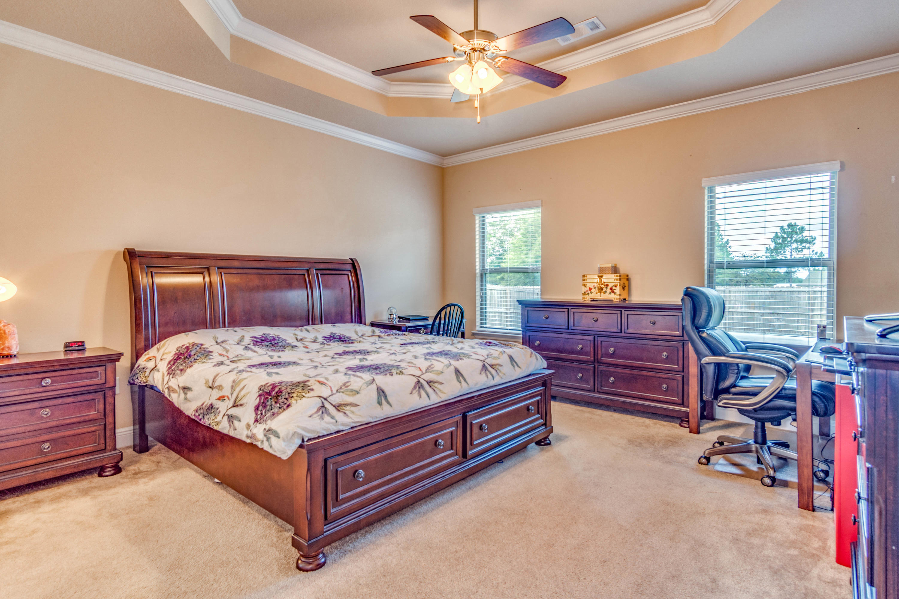 AUTUMN WOODS - Residential