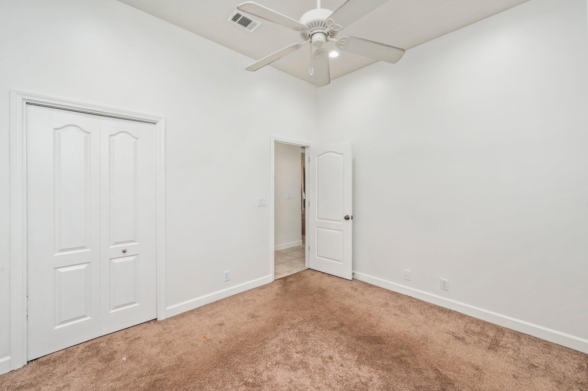 HUNTINGTON S/D PH 1 - Residential Lease