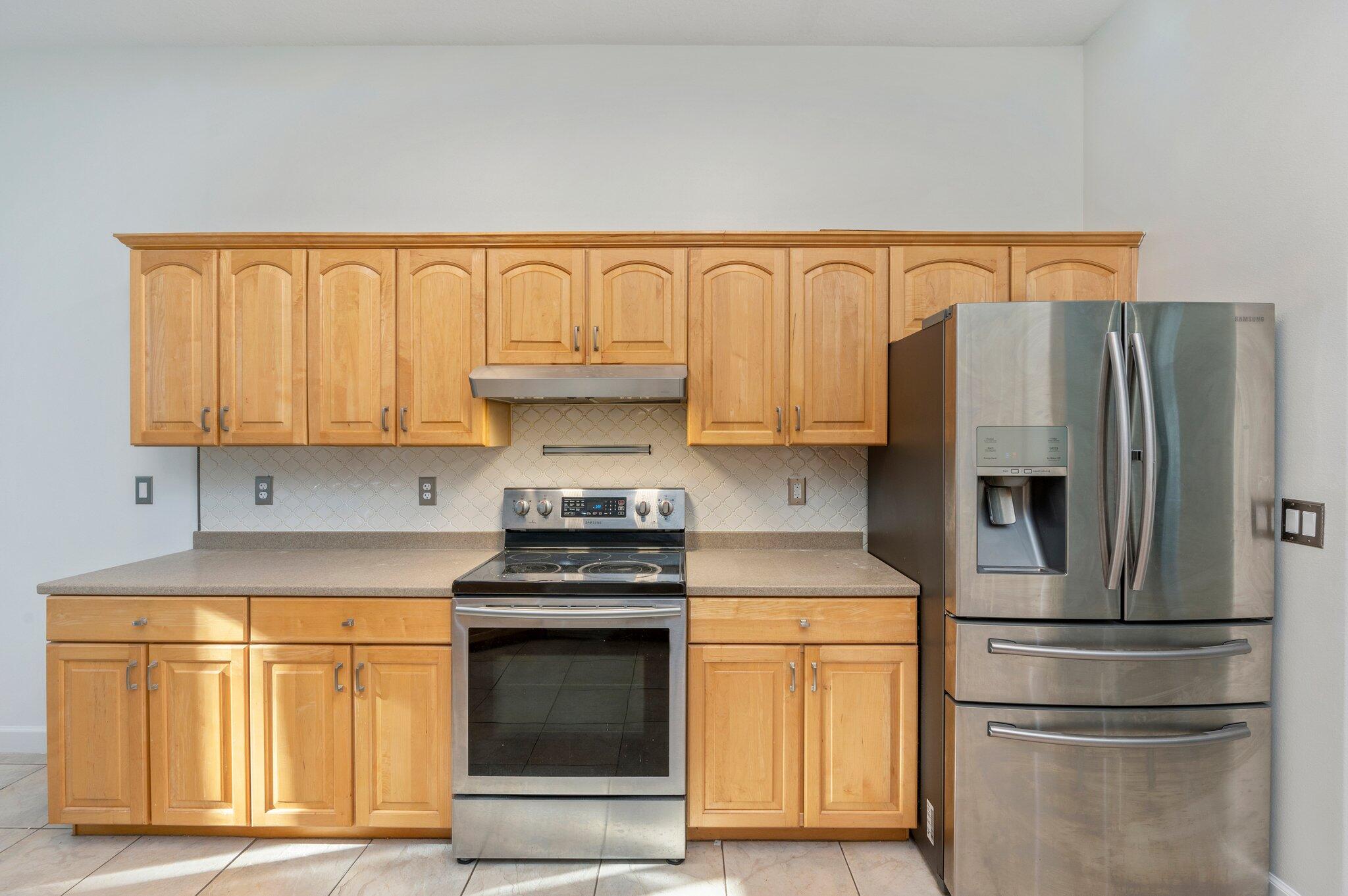 HUNTINGTON S/D PH 1 - Residential Lease
