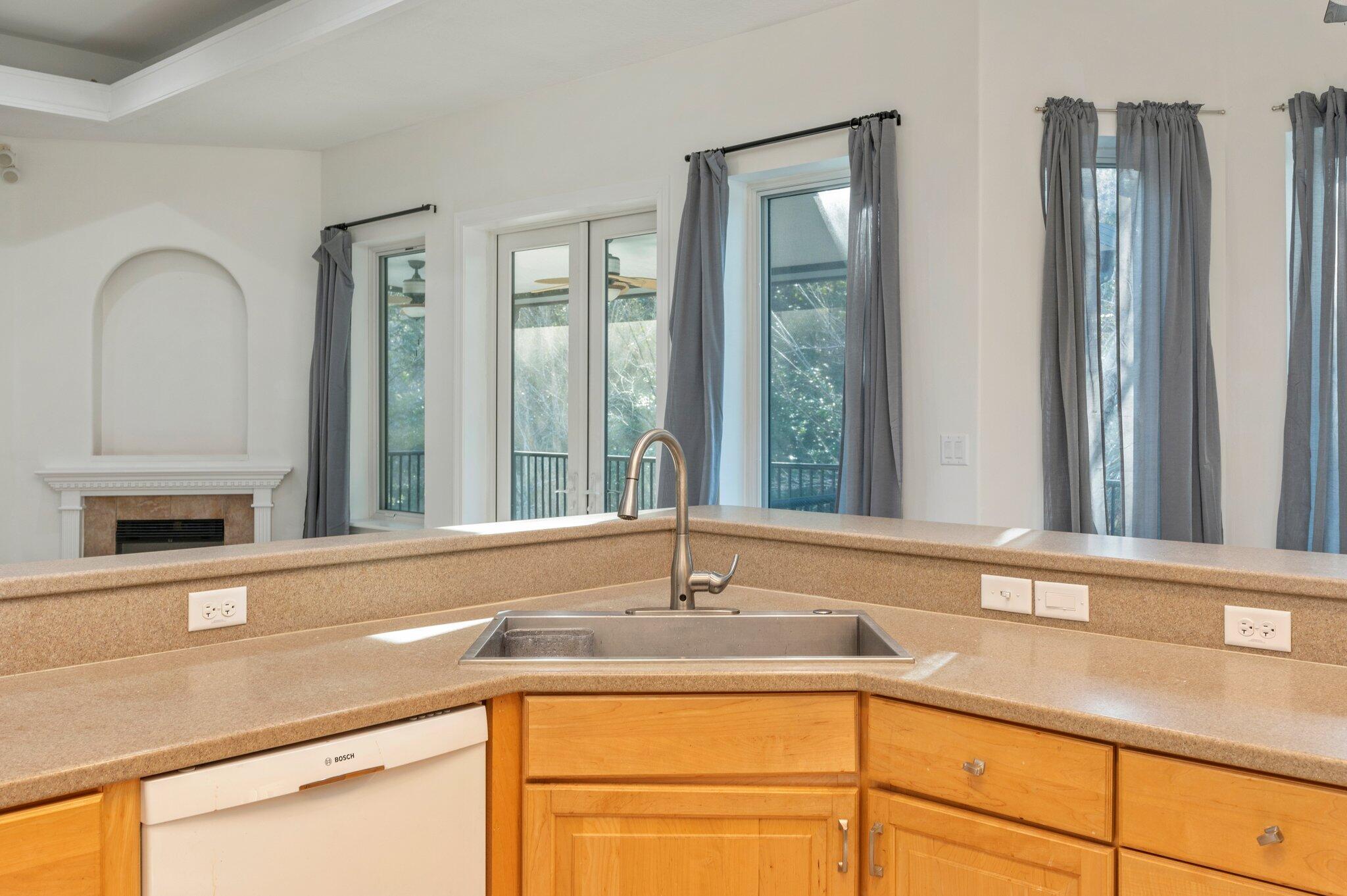 HUNTINGTON S/D PH 1 - Residential Lease