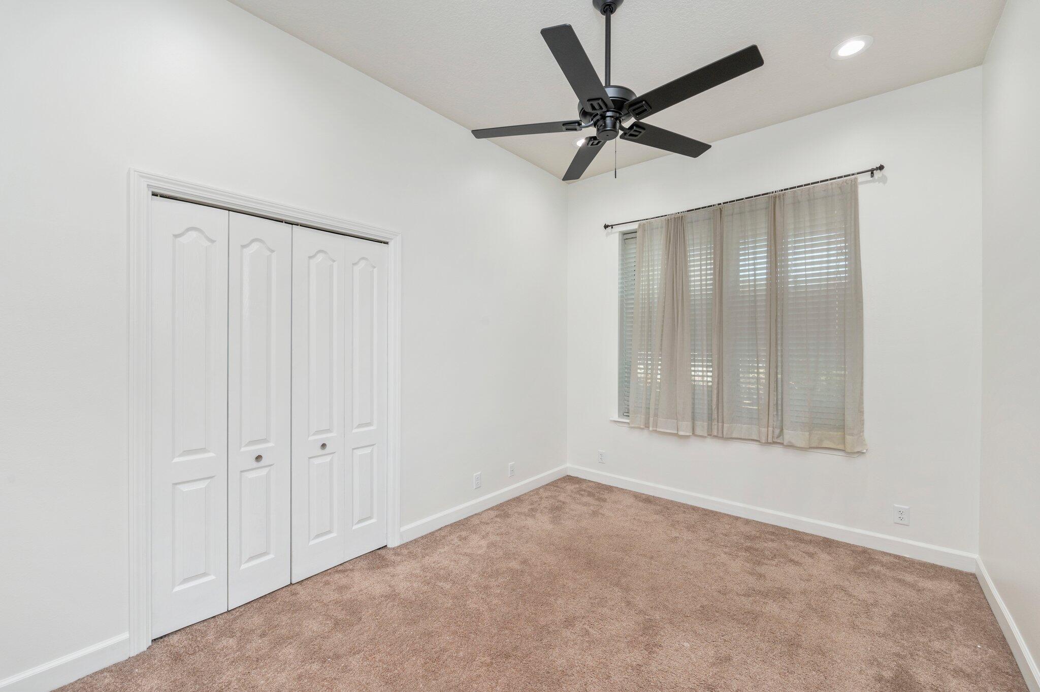 HUNTINGTON S/D PH 1 - Residential Lease