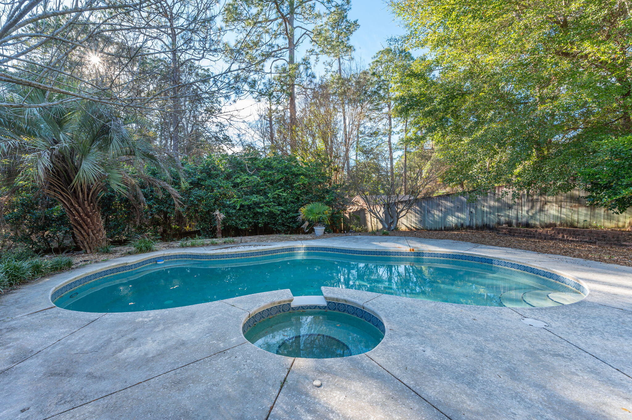 HUNTINGTON S/D PH 1 - Residential Lease