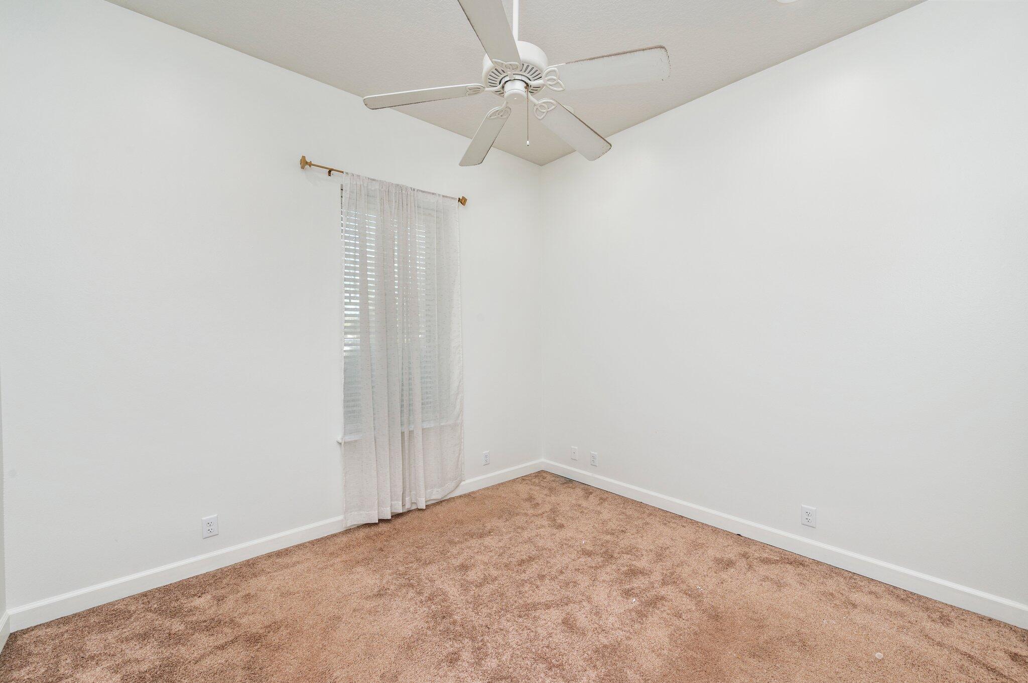 HUNTINGTON S/D PH 1 - Residential Lease