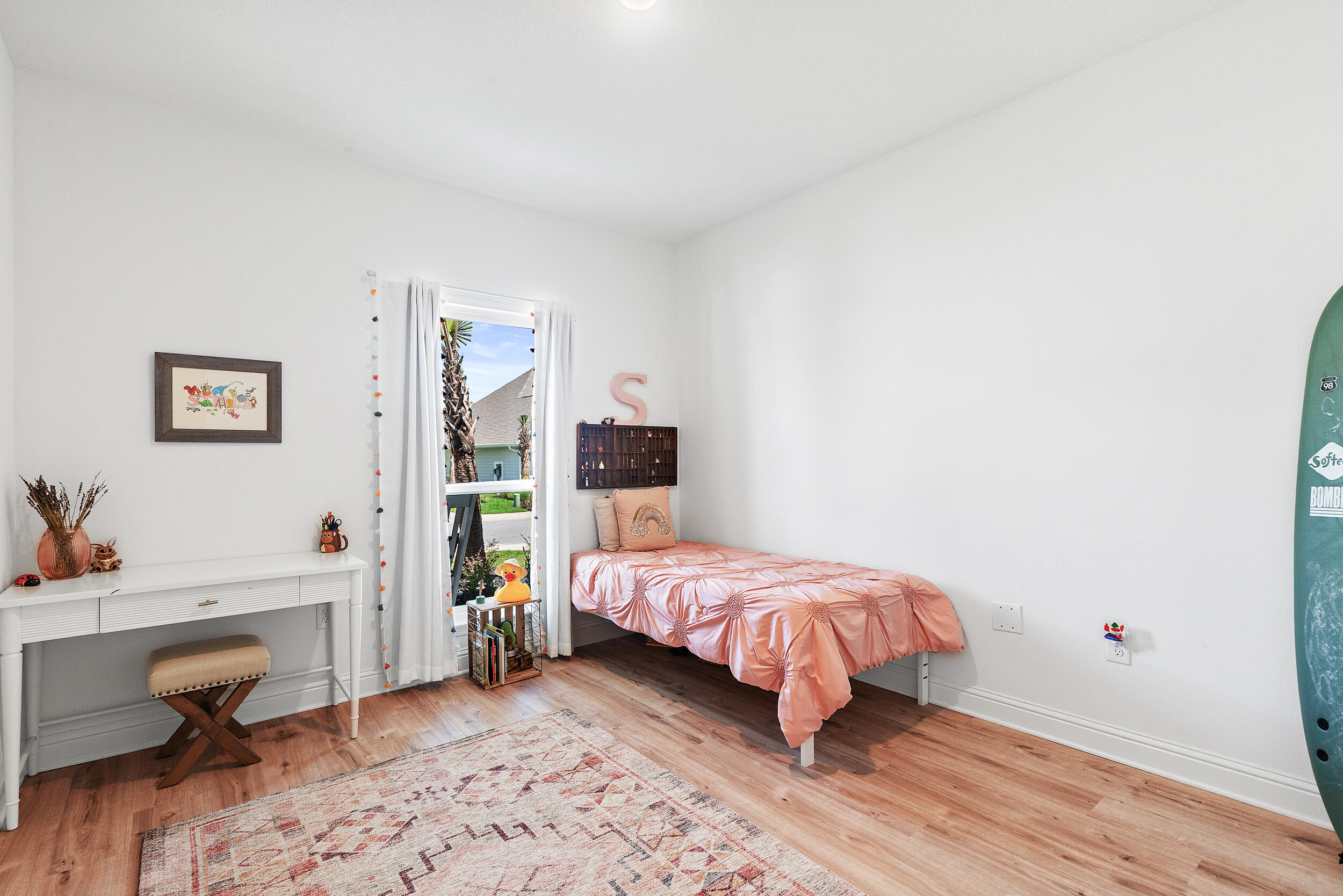 LAKEVIEW - Residential