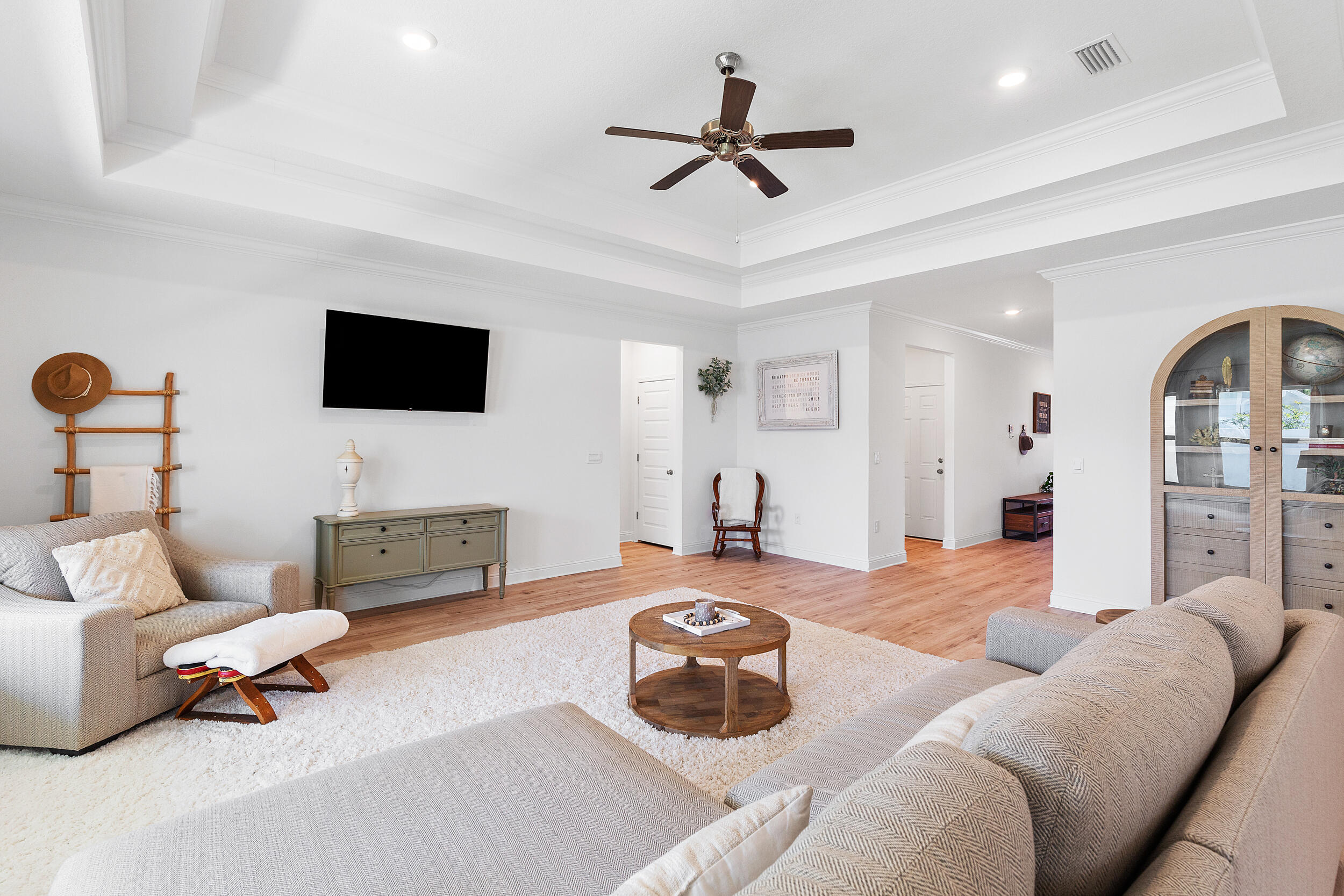 LAKEVIEW - Residential