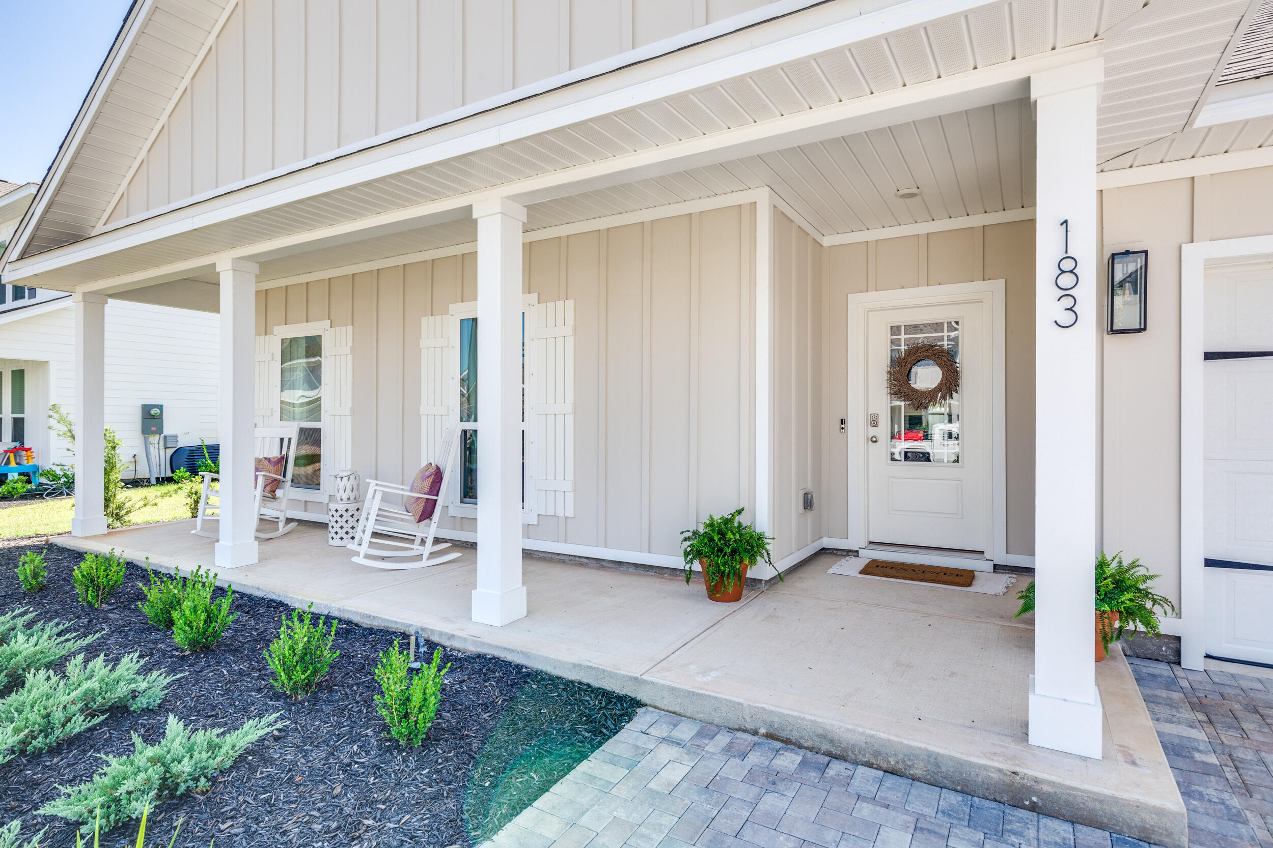 LAKEVIEW - Residential