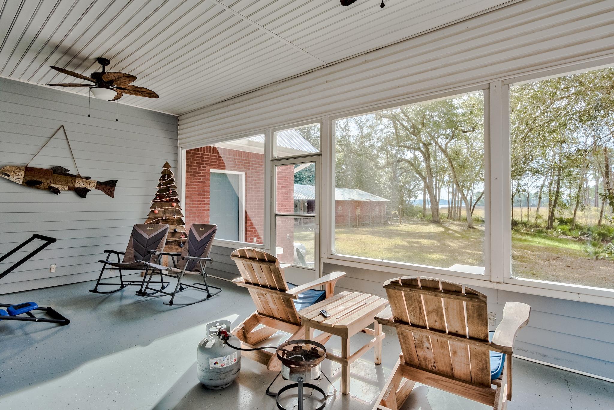 CROSS CREEK SHORES - Residential