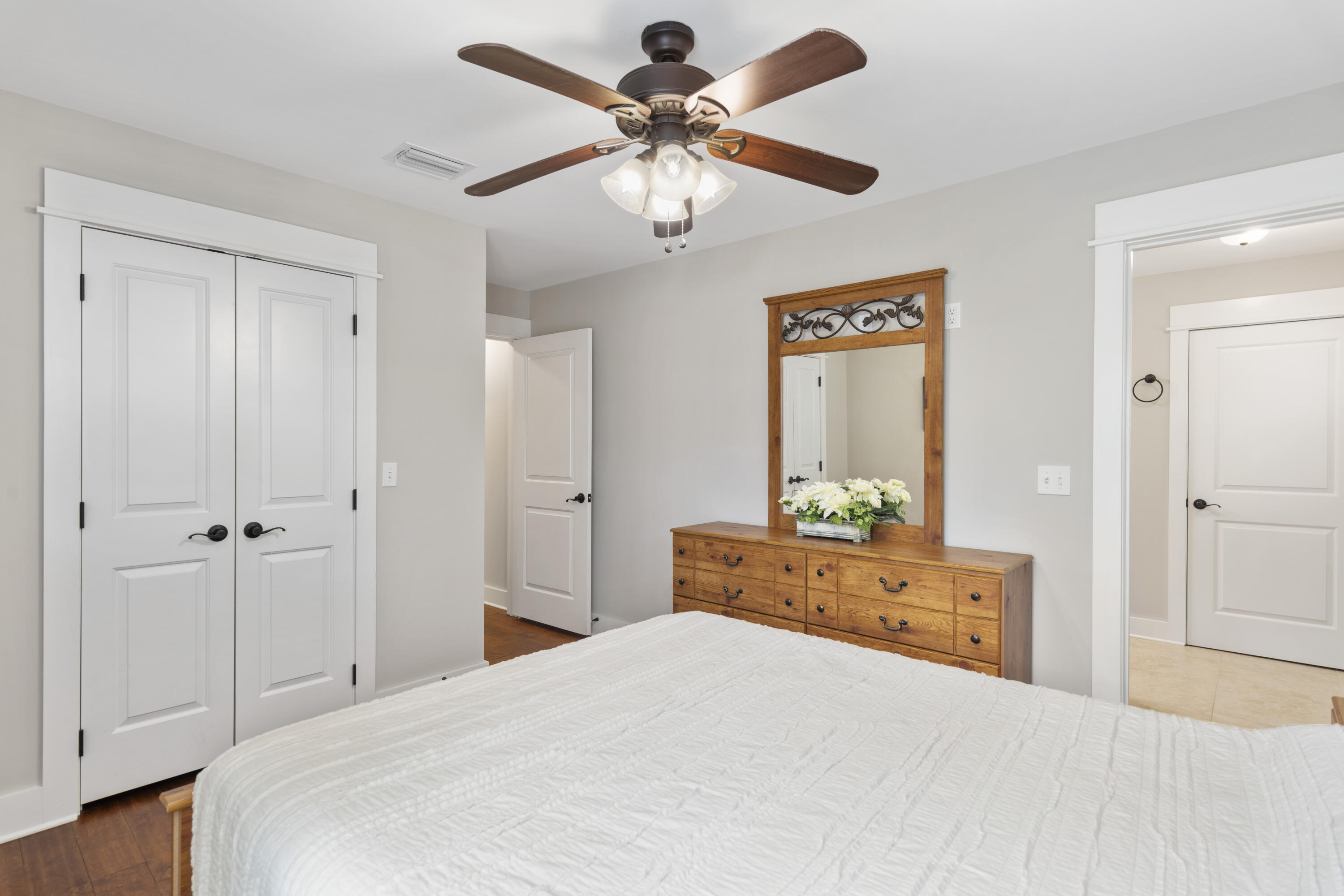 ALCONESE PLACE - Residential