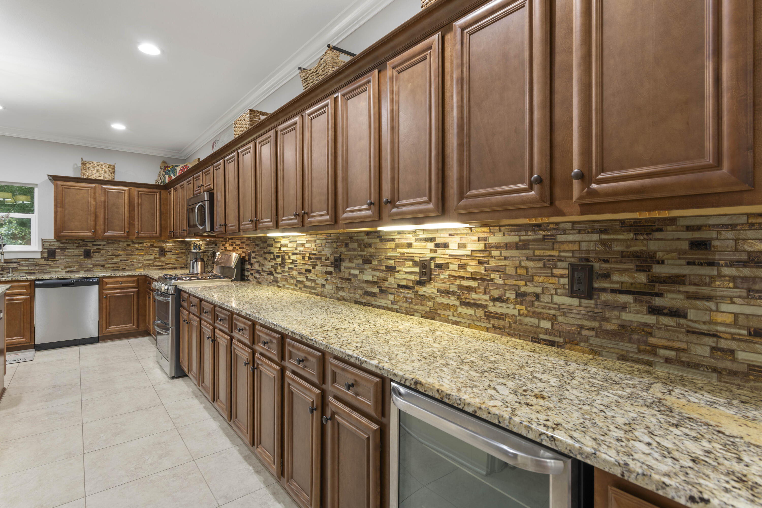 ALCONESE PLACE - Residential