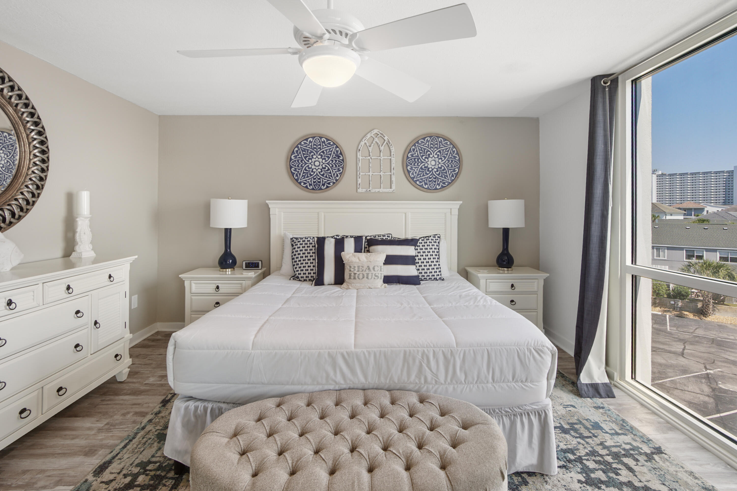 SHORELINE TOWERS 3 - Residential