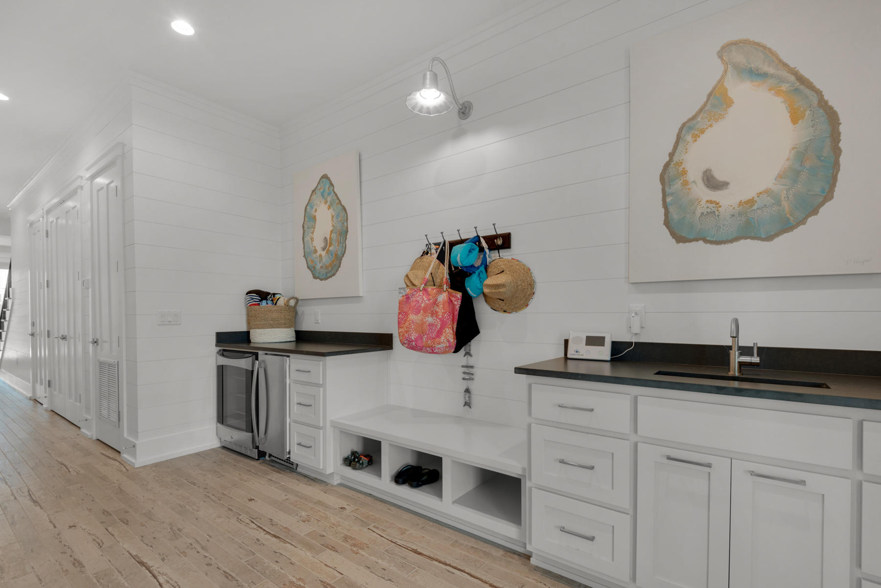 BEACH HAVEN COTTAGES - Residential