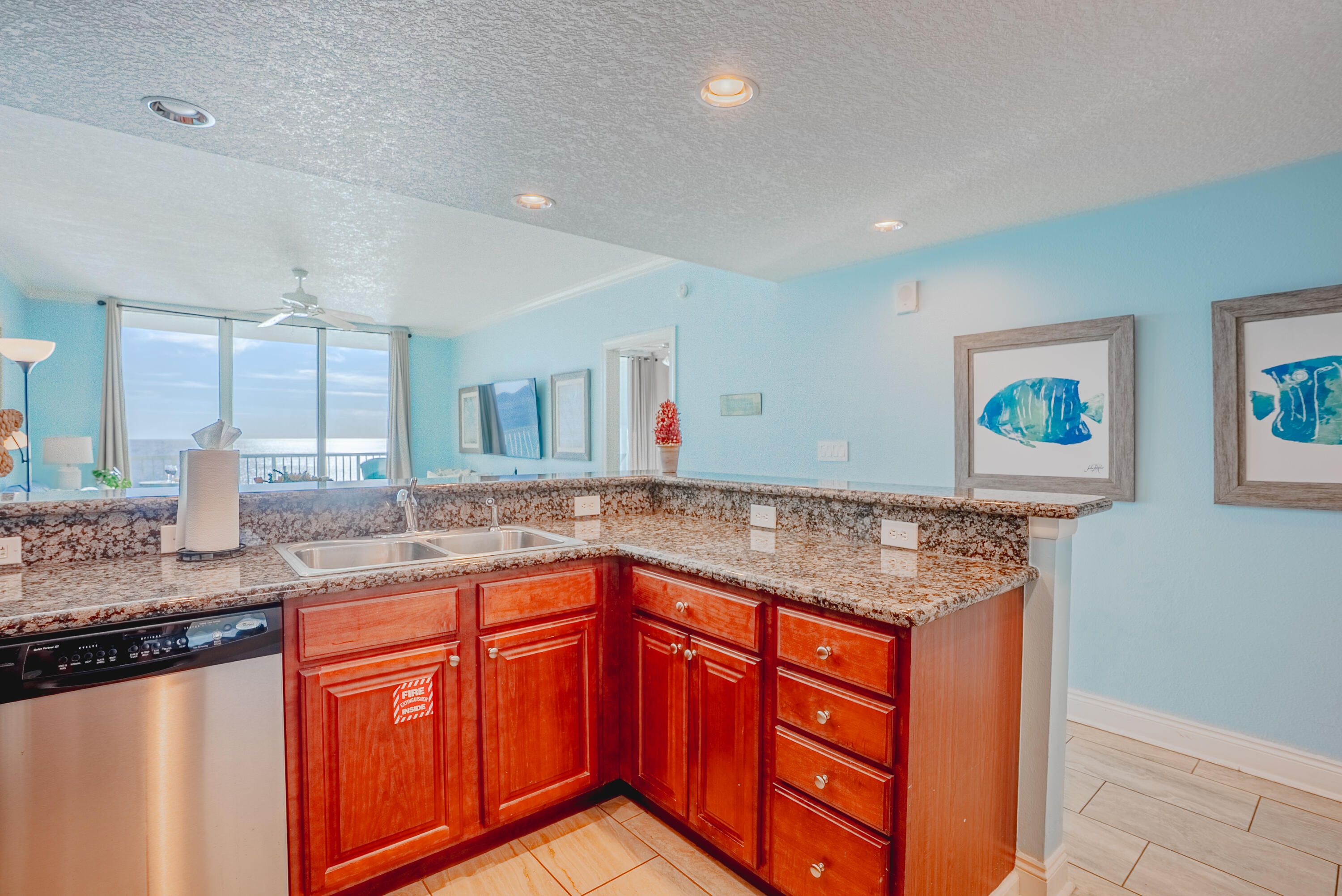 PALAZZO CONDOMINIUM - Residential