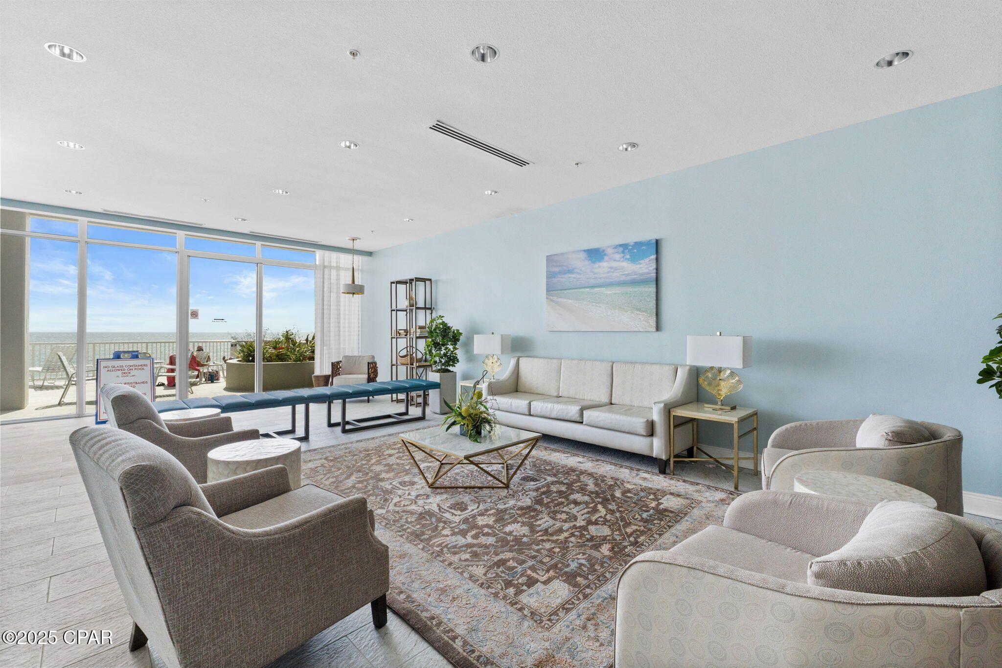 PALAZZO CONDOMINIUM - Residential