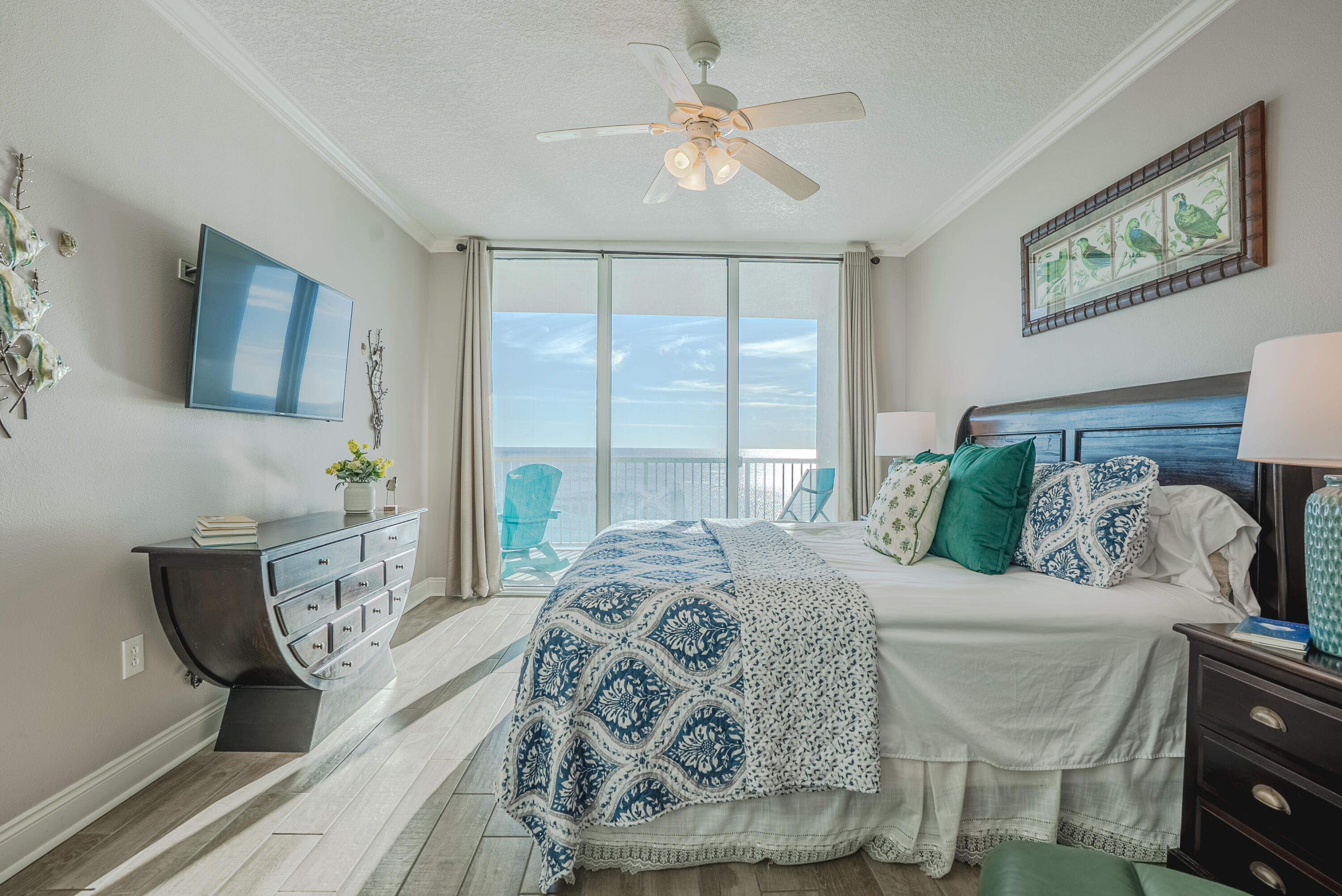 PALAZZO CONDOMINIUM - Residential