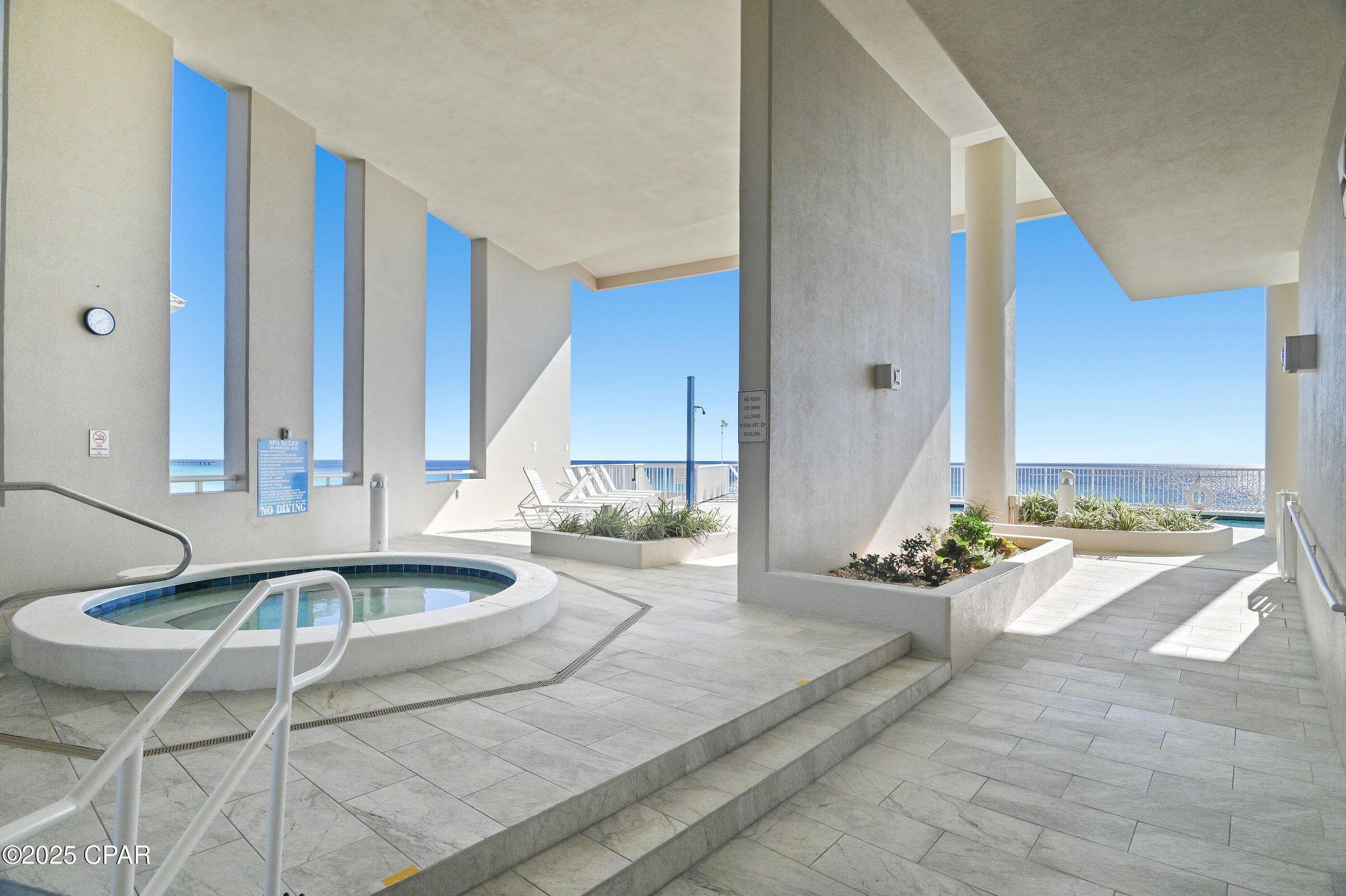 PALAZZO CONDOMINIUM - Residential