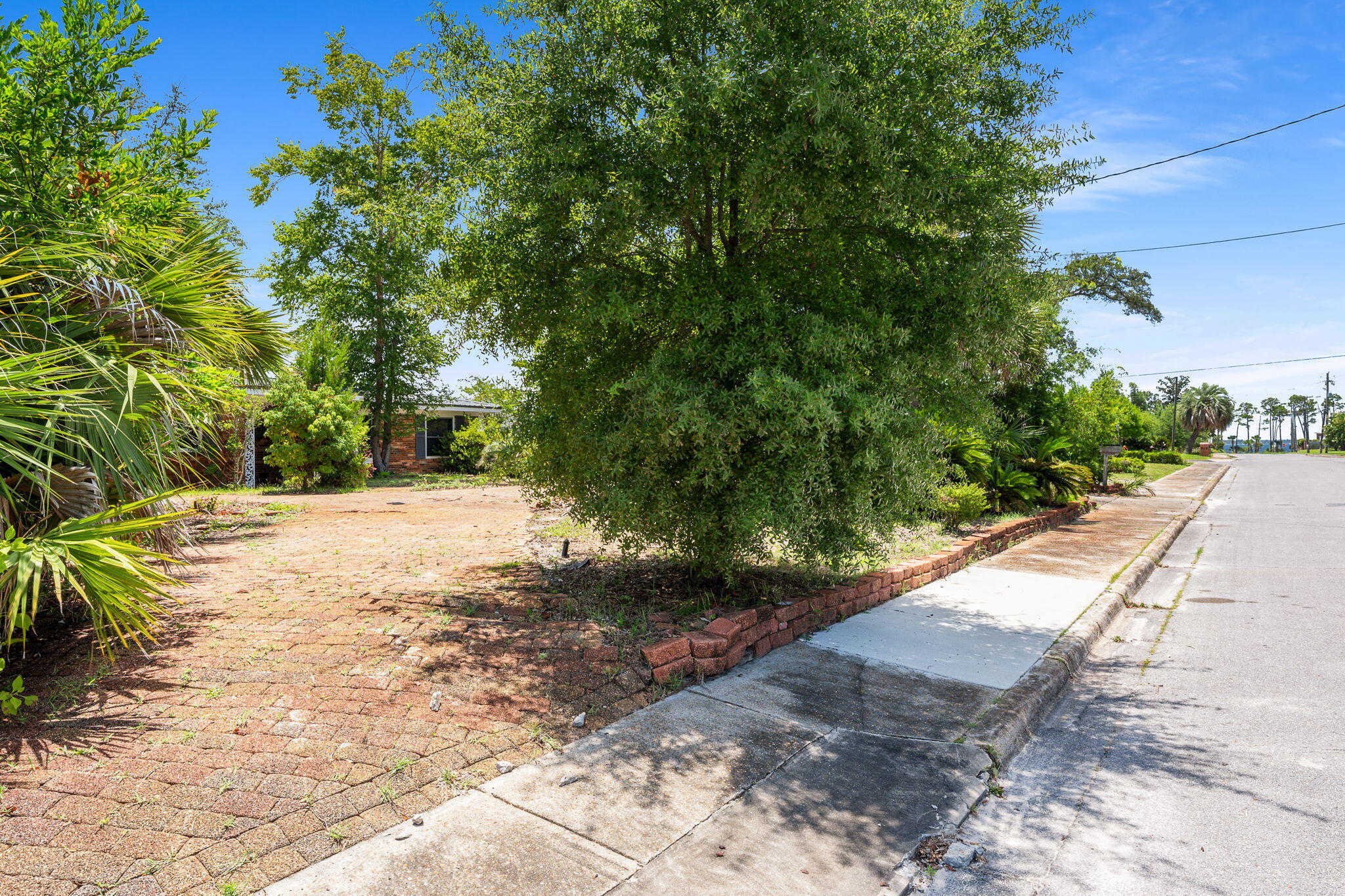BAYSIDE - Residential