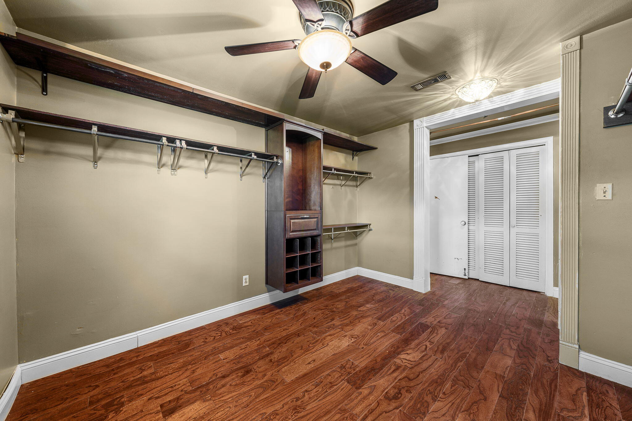 BAYSIDE - Residential