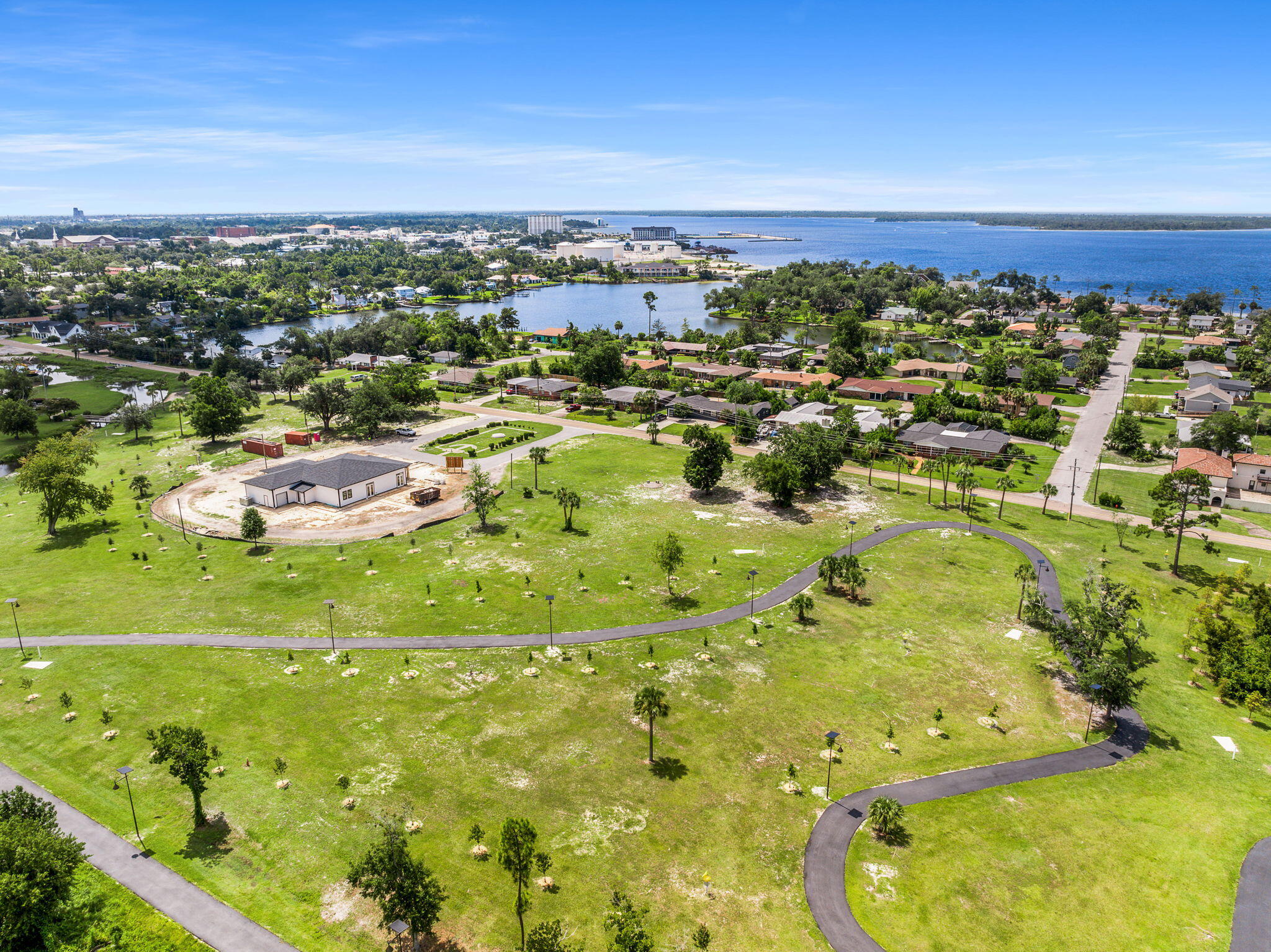 BAYSIDE - Residential