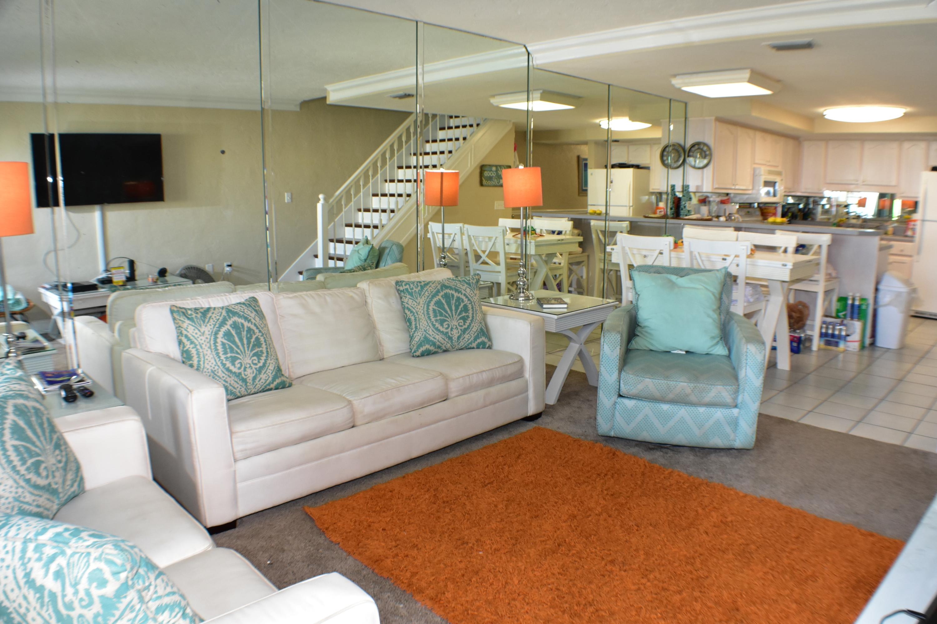 SUGAR BEACH Condos - Residential