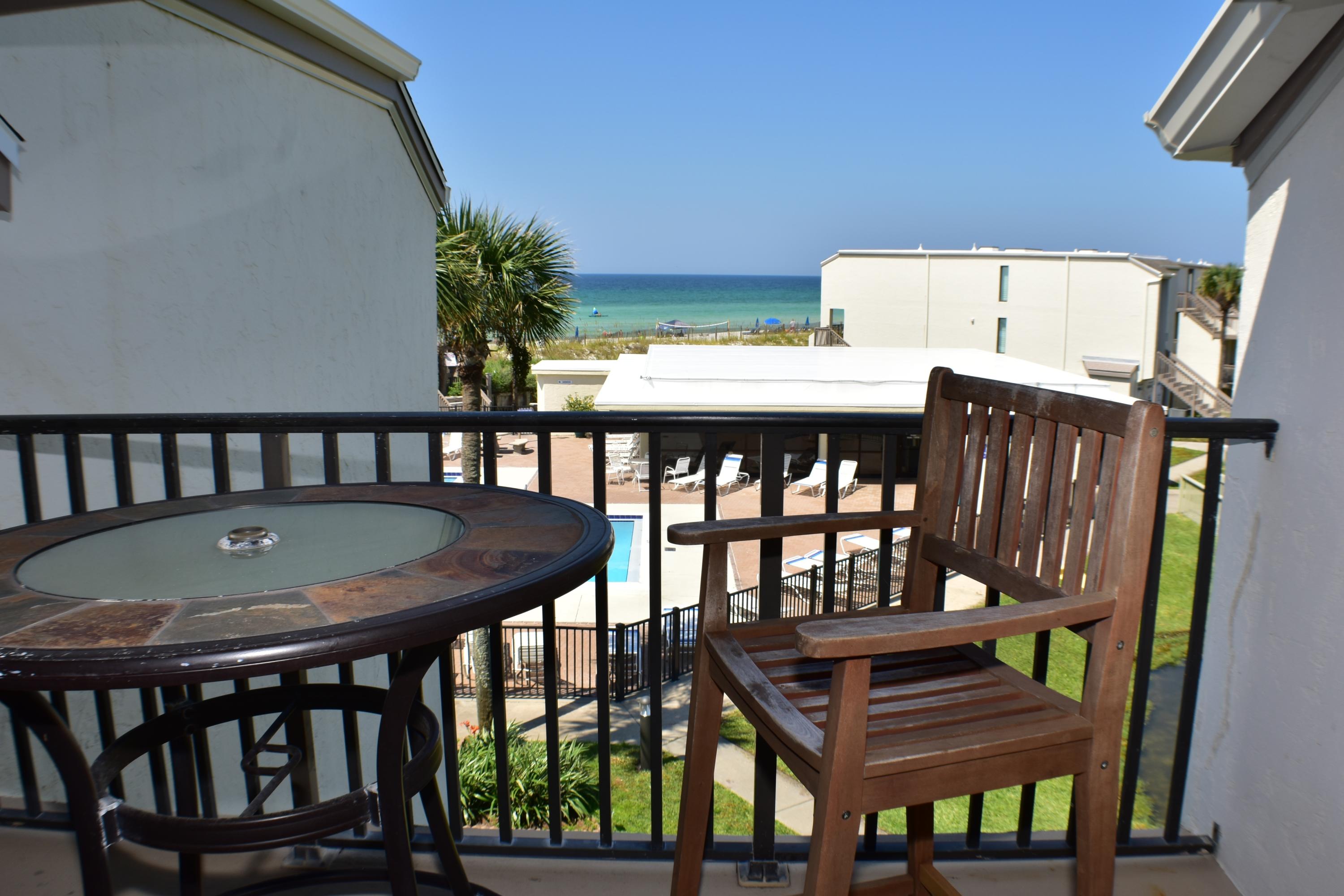 SUGAR BEACH Condos - Residential