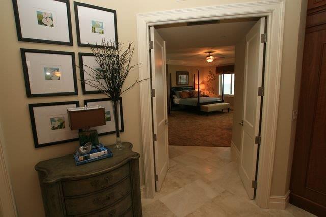 REGENCY TOWERS - Residential