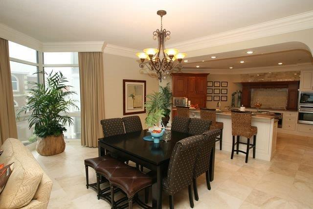 REGENCY TOWERS - Residential