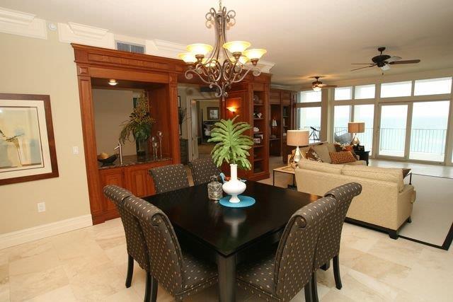 REGENCY TOWERS - Residential