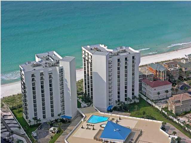 REGENCY TOWERS - Residential