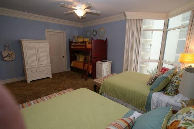 REGENCY TOWERS - Residential