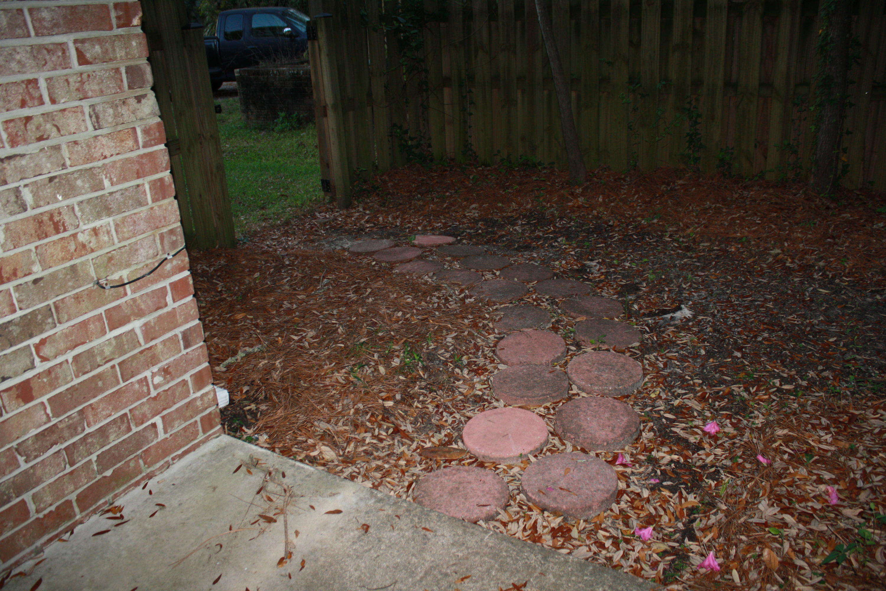 CHELSEA WOODS - Residential