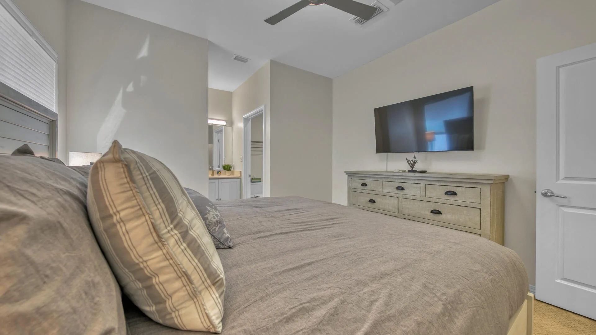 Santa Rosa Beach, Florida, 32459, United States, 3 Bedrooms Bedrooms, ,4 BathroomsBathrooms,Residential,Active,2012638