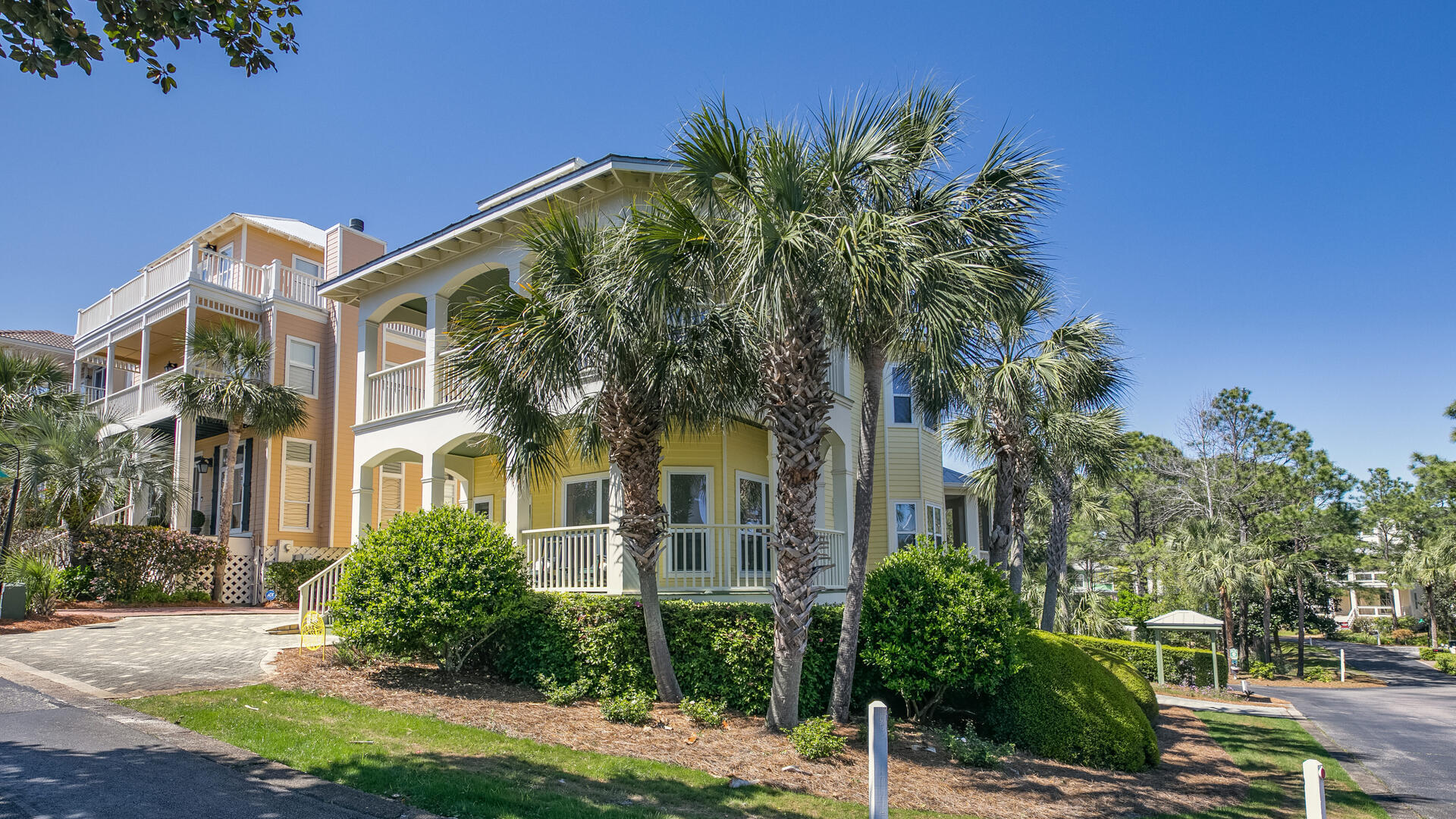 CALYPSO POINTE - Residential